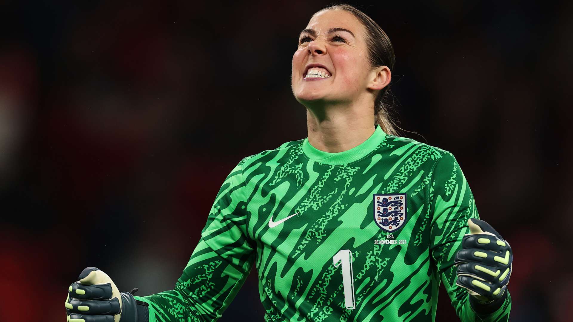 次拼抢中受 次拼抢中受